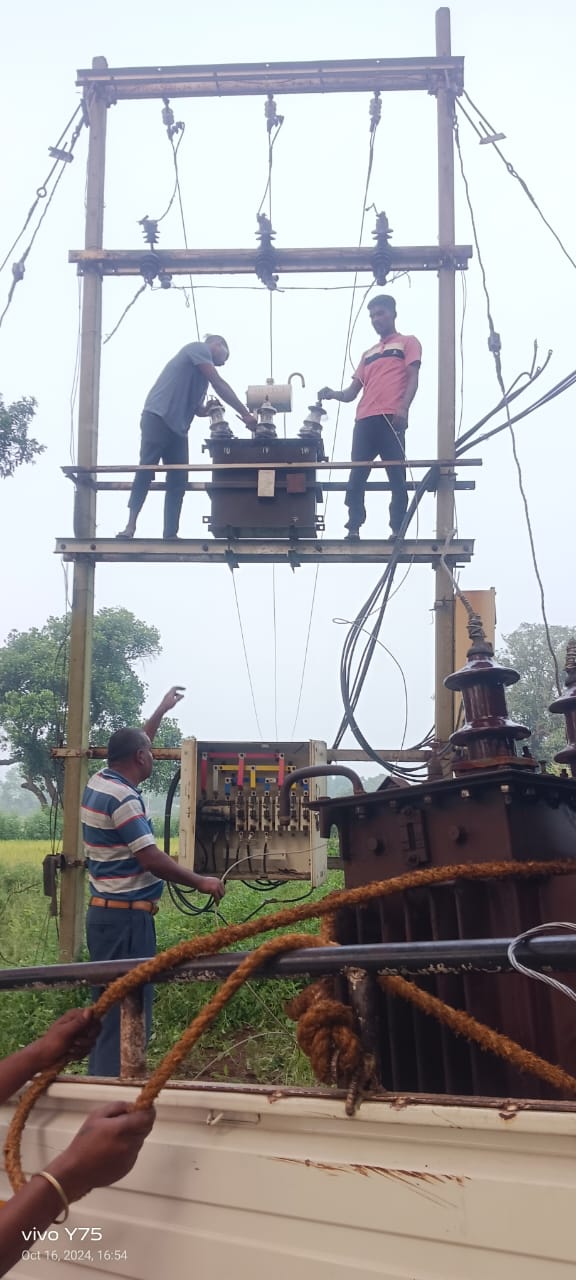 मुख्यमंत्री कैंप कार्यालय की पहल पर ग्राम रायकेरा में लगाया