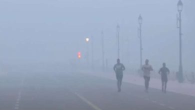 दिल्ली में वायु प्रदूषण का संकट AQI 500 के पास