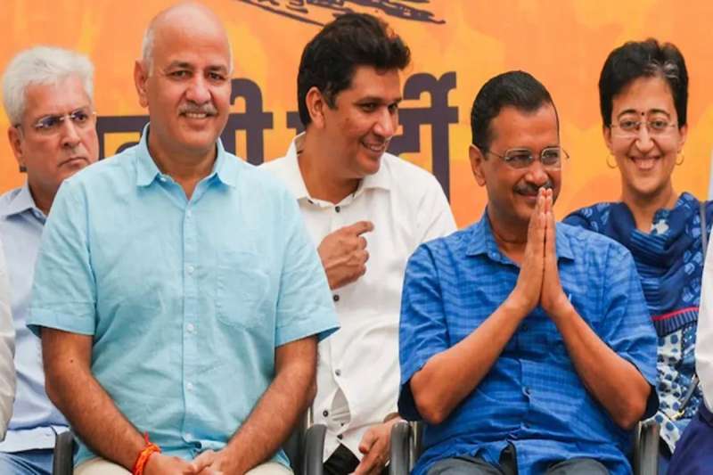 क्या केजरीवाल के बड़े बड़े वादों ने बढ़ाई भाजपा की चिंता