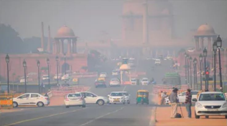 दिल्ली में वायु प्रदूषण में राहत इंडिया गेट पर AQI