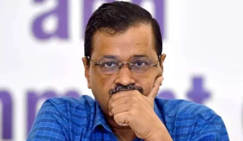 चुनाव आयोग केजरीवाल के यमुना में जहर वाले पानी के