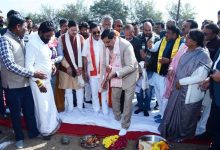 मुख्यमंत्री डॉ यादव ने कपिला गौ शाला में गौ माता मंदिर सेवा