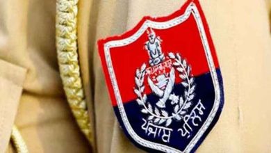 स्थानीय पुलिस ने डाक्टर और उसकी 3 सहायक महिला नशा